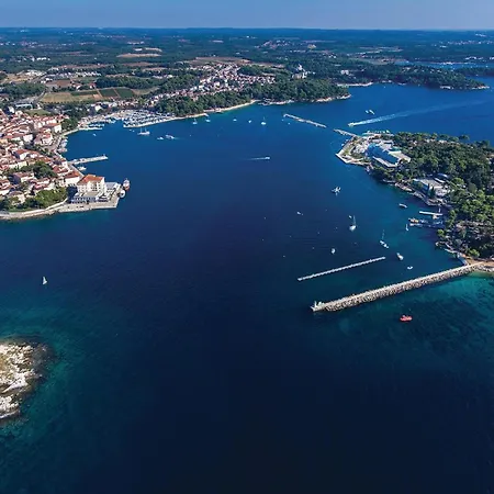 Gorgeous In Apartmán Poreč